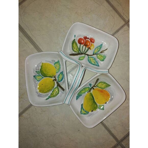 No Brand Other - Vintage Italian Pottery/Ceramic 3 Section Serving Dish.
